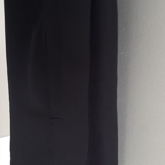 DR2 black sleeveless romper - Picture 6 of 7